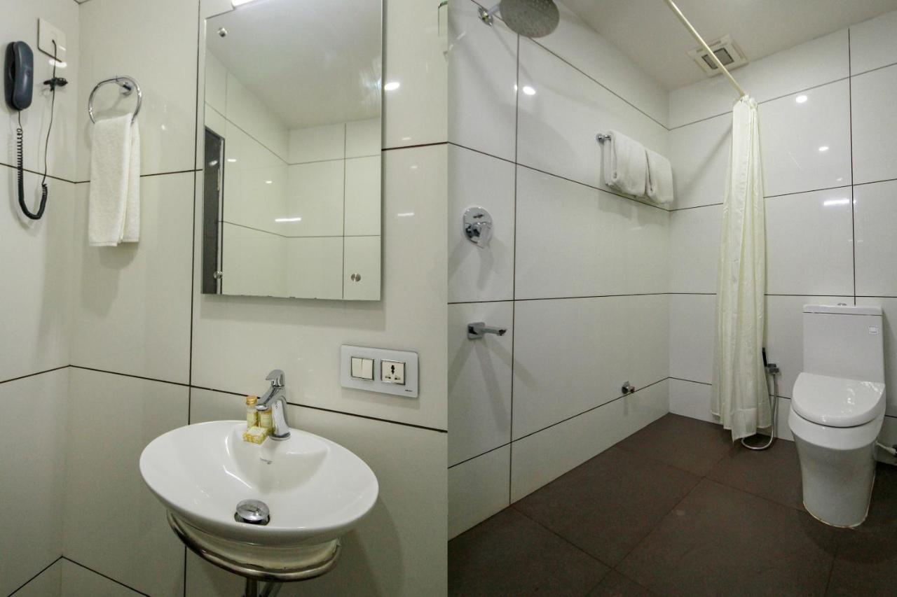 Le Moshe Inn Ferokh Exterior foto