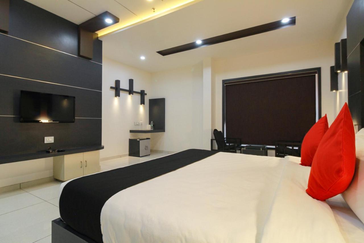 Le Moshe Inn Ferokh Exterior foto